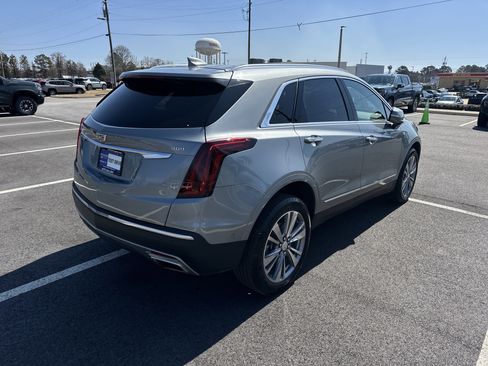 Used 2024 Cadillac XT5 Premium Luxury w/ Technology Package image 6