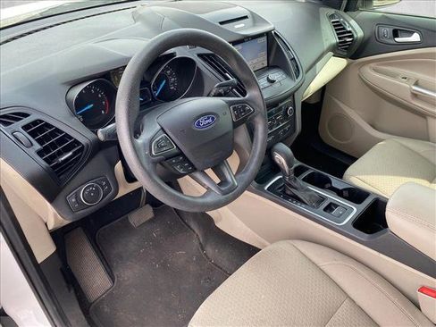 Used 2018 Ford Escape SE w/ SE Sync 3 Package FWD image 14