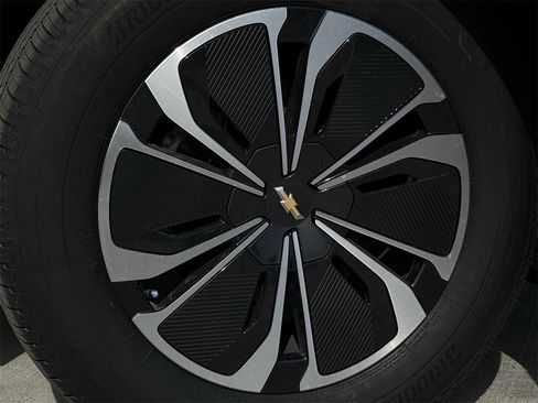 New 2026 Chevrolet Blazer EV LT image 9