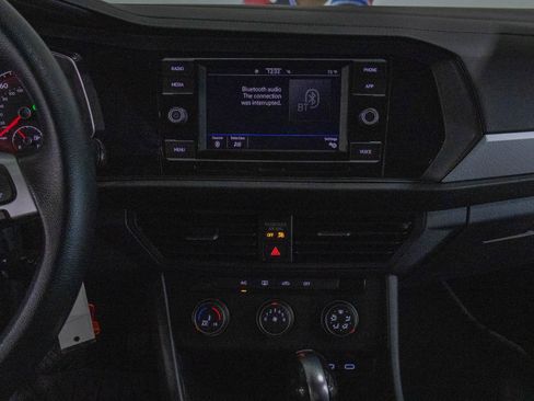 Used 2020 Volkswagen Jetta S FWD image 4