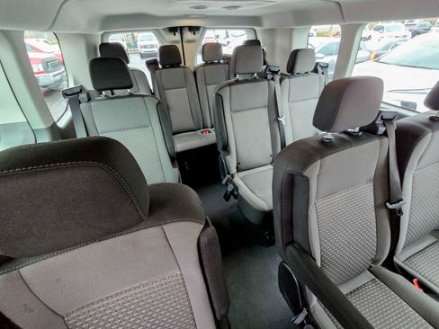 Used 2023 Ford Transit 350 XLT image 28