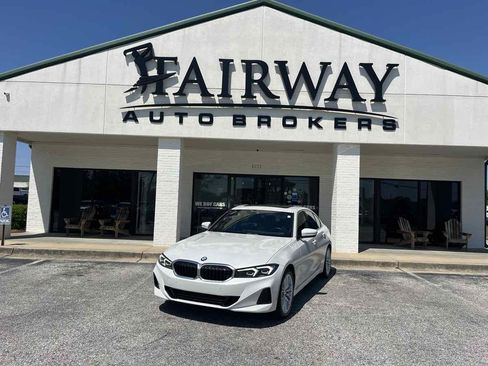 Used 2024 BMW 330i Sedan RWD image 36