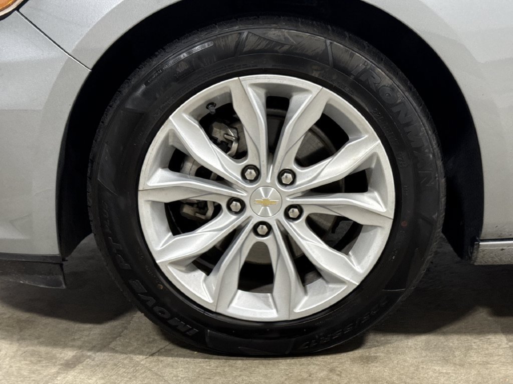 Used 2025 Chevrolet Malibu LT FWD image 26