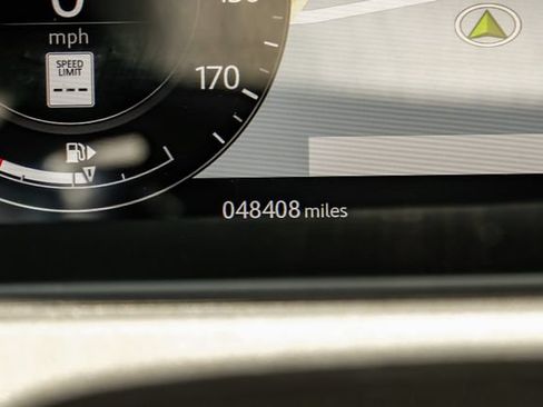 Used 2020 Land Rover Range Rover Velar R-Dynamic S AWD/4WD image 25