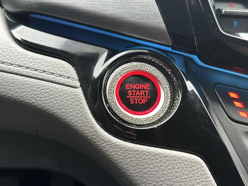 Certified 2023 Honda Odyssey Touring image 30