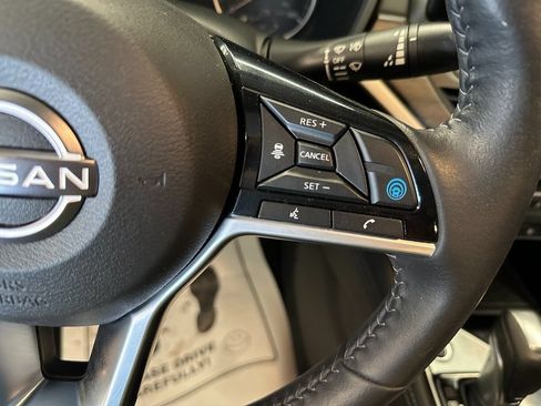 Used 2023 Nissan Altima 2.5 SL AWD/4WD image 11