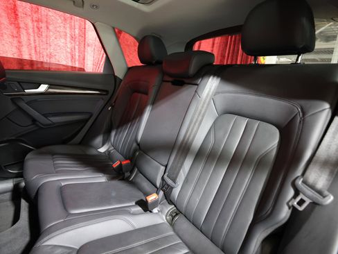 Used 2018 Audi Q5 2.0T Premium Plus w/ Premium Plus Package image 14