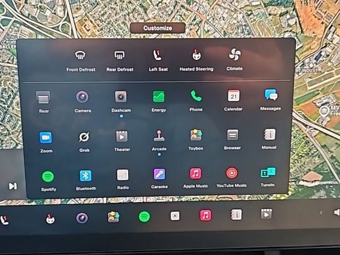 Used 2024 Tesla Model S image 5