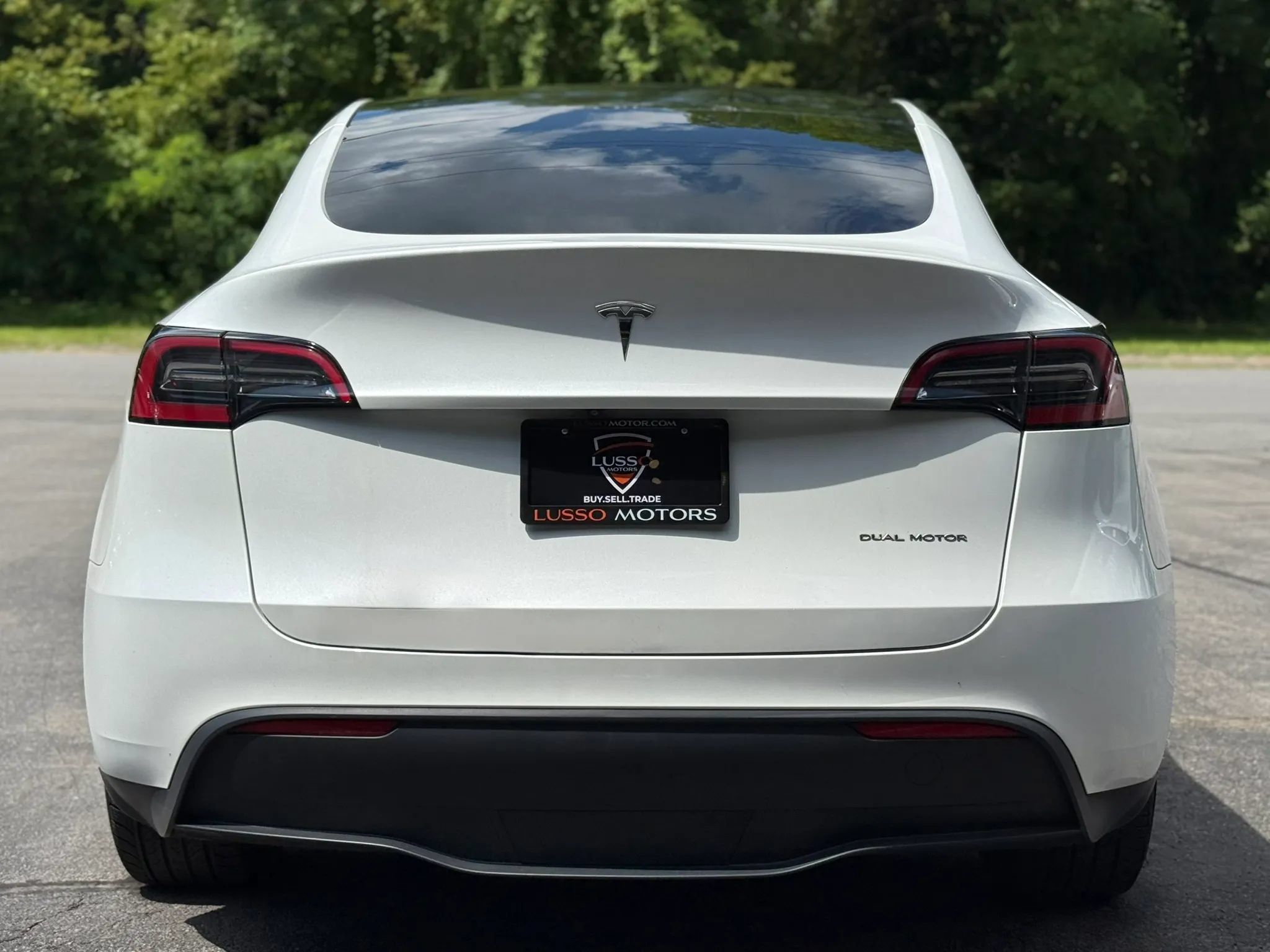 Used 2023 Tesla Model Y AWD image 5