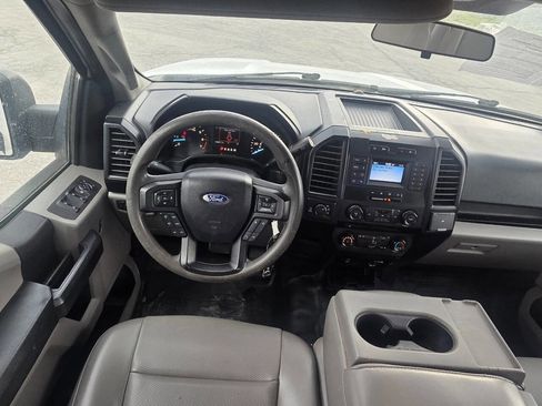 Used 2018 Ford F150 XL w/ Equipment Group 101A Mid image 10