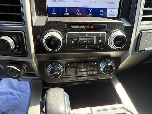 Used 2020 Ford F150 Lariat w/ Equipment Group 502A Luxury AWD/4WD image 15