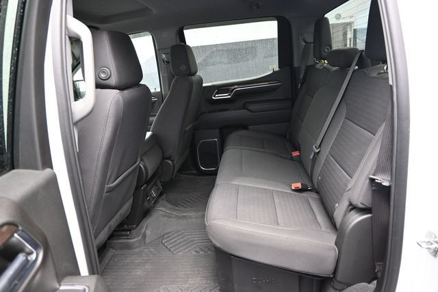 Used 2024 Chevrolet Silverado 1500 RST AWD/4WD image 30