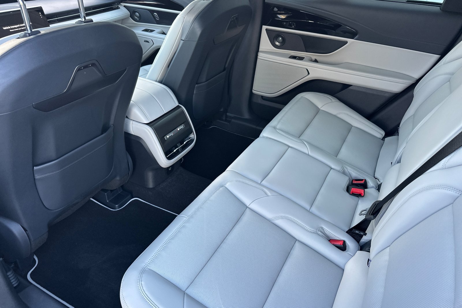 New 2026 Lincoln Nautilus Premier w/ Equipment Group 102A AWD/4WD image 11