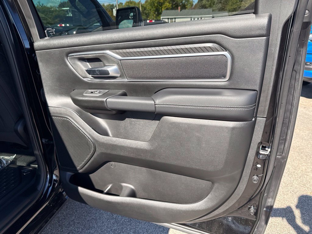 New 2026 RAM 1500 Big Horn AWD/4WD image 24