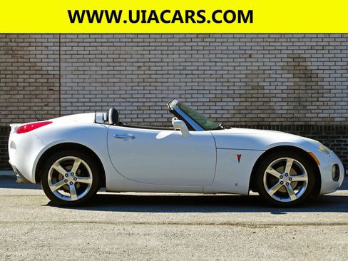 Used 2008 Pontiac Solstice GXP w/ Premium Package image 6
