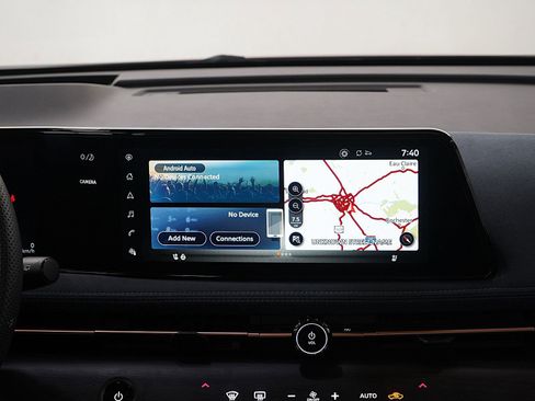 Used 2024 Nissan Ariya PLATINUM+ e-4ORCE image 15