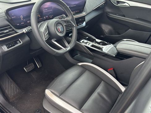 Used 2025 Buick Envision Sport Touring image 13