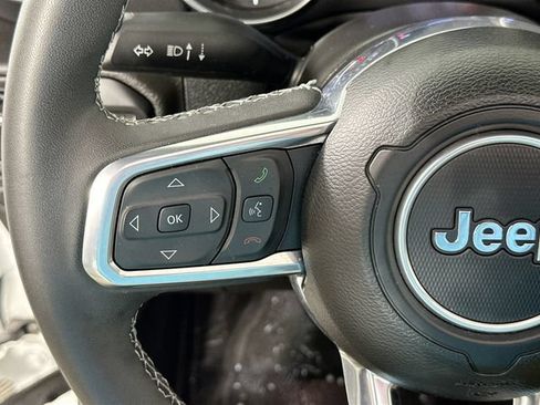 Used 2023 Jeep Wrangler Unlimited Sahara w/ Cold Weather Group AWD/4WD image 23