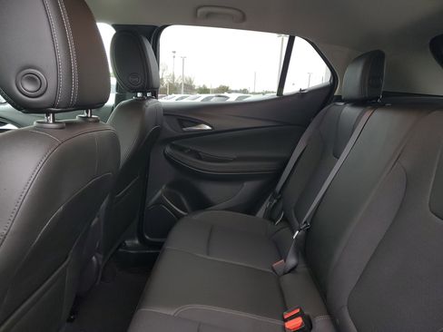 Used 2025 Buick Encore GX Preferred image 10