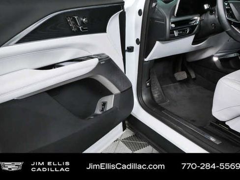 Used 2024 Cadillac Lyriq Sport AWD/4WD image 4