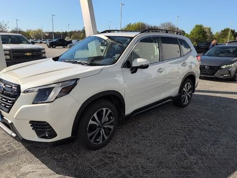 Used 2024 Subaru Forester Limited image 2