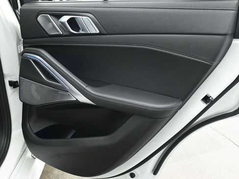 Used 2020 BMW X6 M50i w/ Executive Package AWD/4WD image 21