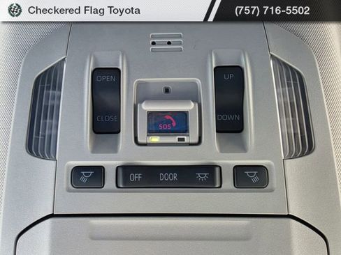 Used 2023 Toyota Highlander Bronze Edition AWD/4WD image 10