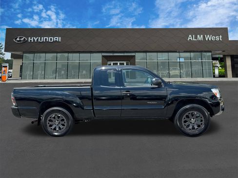Used 2012 Toyota Tacoma 2WD Access Cab w/ SR5 Pkg image 4