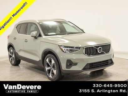 Used 2024 Volvo XC40 B5 Plus