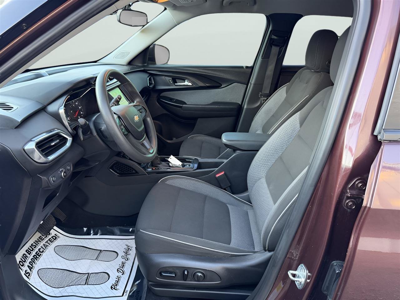 Used 2022 Chevrolet TrailBlazer LT AWD/4WD image 11