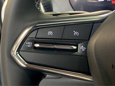 New 2025 Chevrolet Blazer EV LT image 16