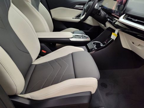 New 2026 BMW X1 xDrive28i w/ Technology Package image 30
