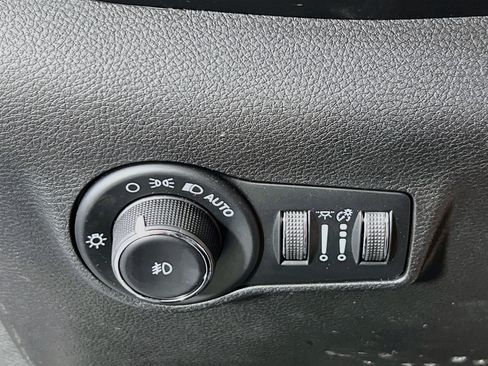 Used 2022 Jeep Compass Latitude w/ Convenience Group AWD/4WD image 10