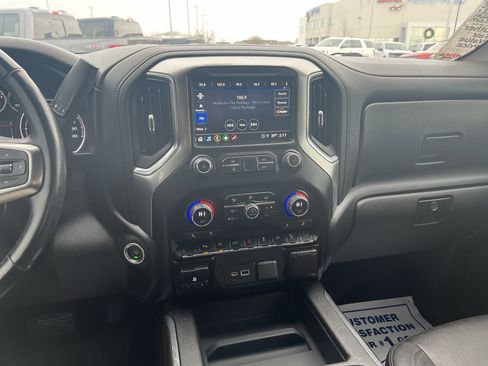 Used 2021 Chevrolet Silverado 1500 LT Trail Boss w/ Convenience Package II image 10