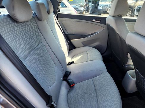 Used 2015 Hyundai Accent GLS image 24