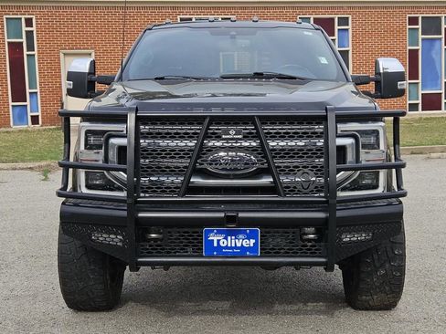 Used 2022 Ford F350 Platinum w/ FX4 Off-Road Package AWD/4WD image 3