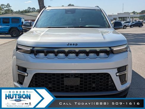 New 2026 Jeep Grand Wagoneer 2WD image 3