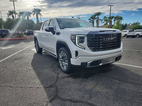 Used 2024 GMC Sierra 1500 Denali Ultimate AWD/4WD image 2