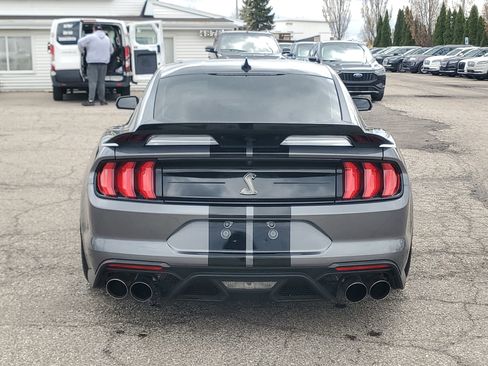 Used 2021 Ford Mustang Shelby GT500 w/ Technology Package RWD image 5
