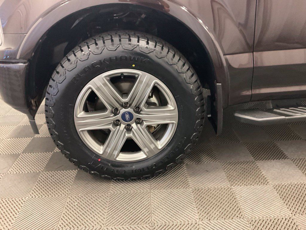 Used 2018 Ford F150 XLT w/ Equipment Group 302A Luxury AWD/4WD image 14