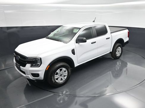 Certified 2025 Ford Ranger XL w/ Trailer Tow Package RWD image 34
