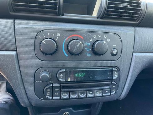 Used 2006 Dodge Stratus SXT w/ Protection Value Pkg FWD image 35
