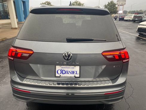 Used 2024 Volkswagen Tiguan Wolfsburg Edition image 22