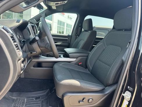 Used 2025 RAM 1500 Big Horn AWD/4WD image 8