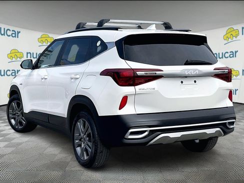 Used 2023 Kia Seltos S w/ Navigation Package image 4