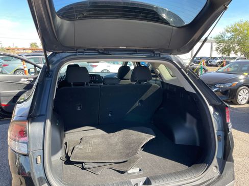 Used 2025 Kia Sportage LX image 30