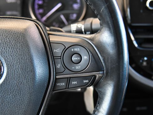 Used 2022 Toyota Camry SE FWD image 27