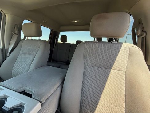 Used 2017 Ford F150 XLT AWD/4WD image 11