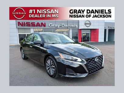 Used 2025 Nissan Altima 2.5 SV