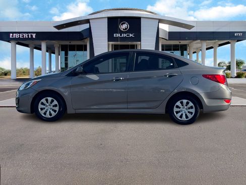 Used 2017 Hyundai Accent SE image 7